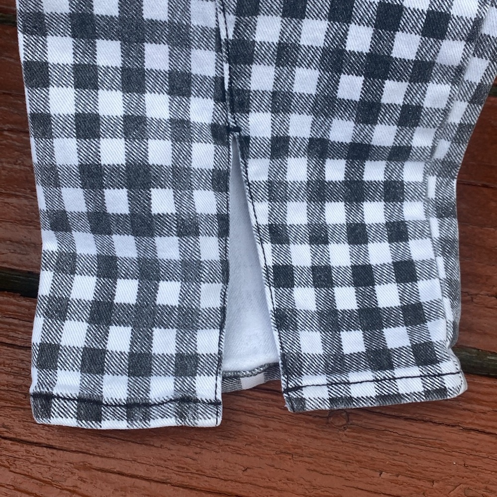 NWOT Paige Gray/White Hoxton Straight Ankle, measurements in photos below. - Picture 2 of 10